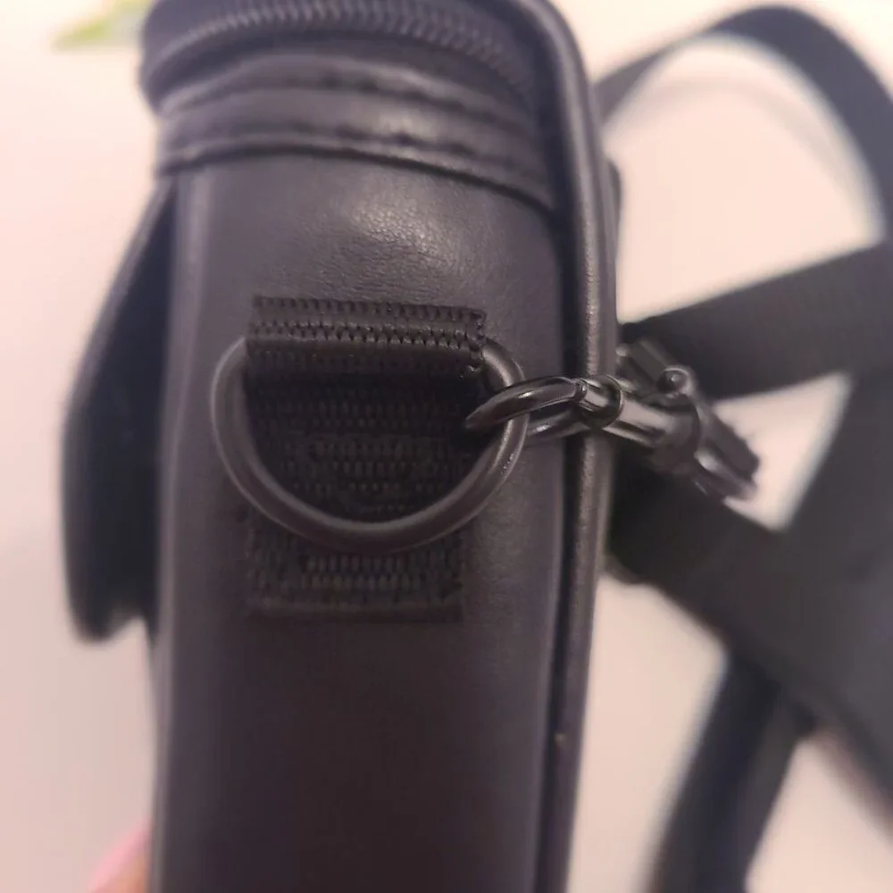 Icon Black Faux Leather Vintage Digital Camera Pouch - Picture 10 of 15